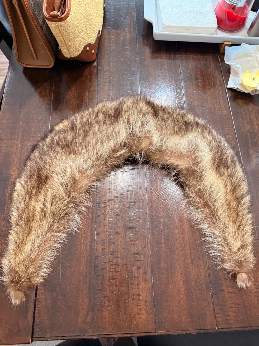 Real Vintage Fur Collar in Brown - perfect for an extra touch to an outfit